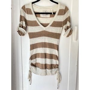 Nautical resort sweater top by Guess. Size xs Tan & Beige